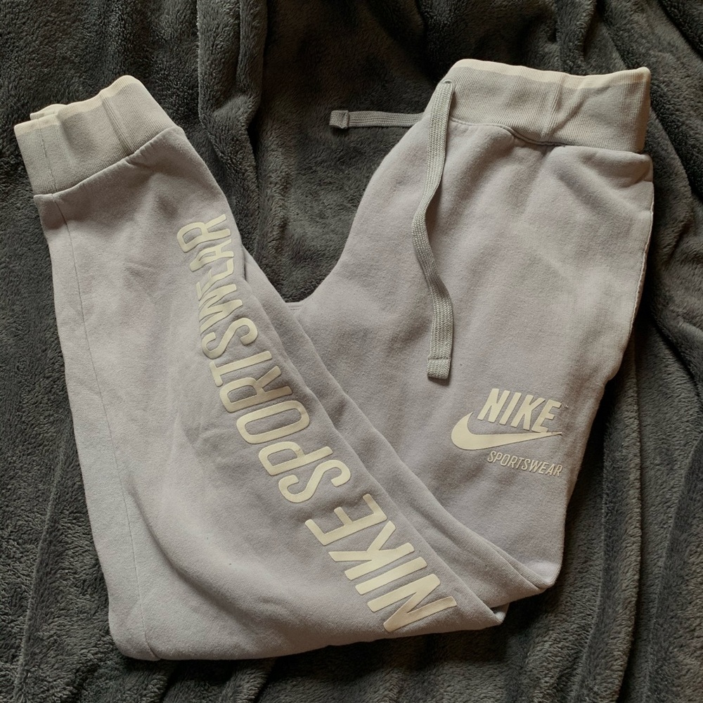 SOLD SOLDNike sports wear sweat pants